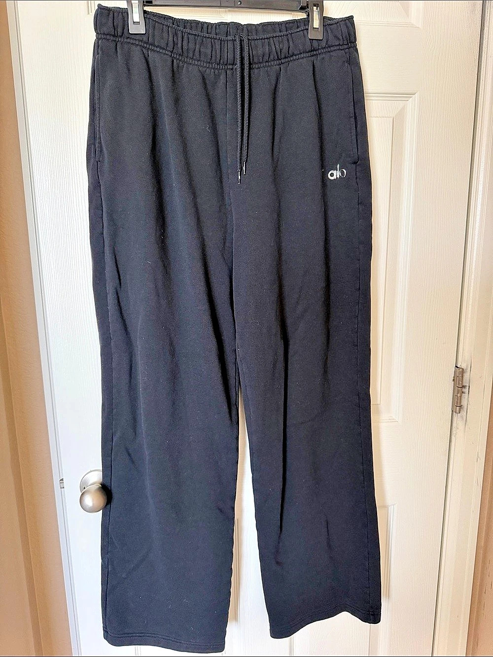 alo Black Wide-Leg sweatpants